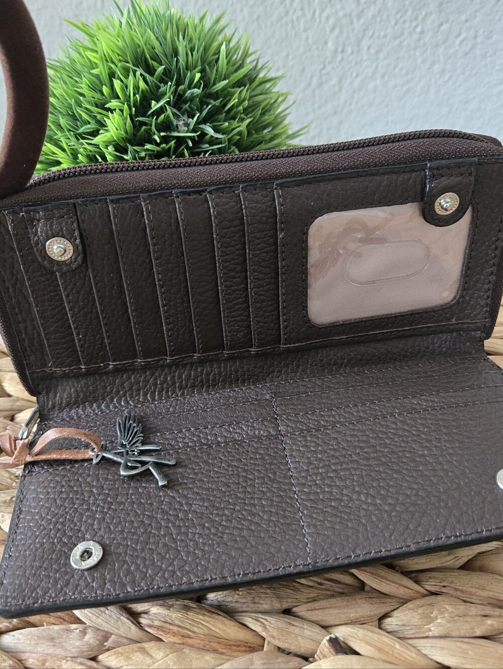 M&F Western Angel Ranch Wallet - Picture 4 of 4